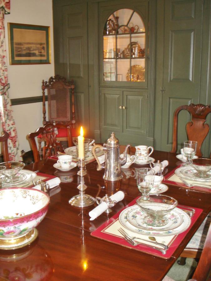 Newport House Bed & Breakfast Williamsburg Bagian luar foto