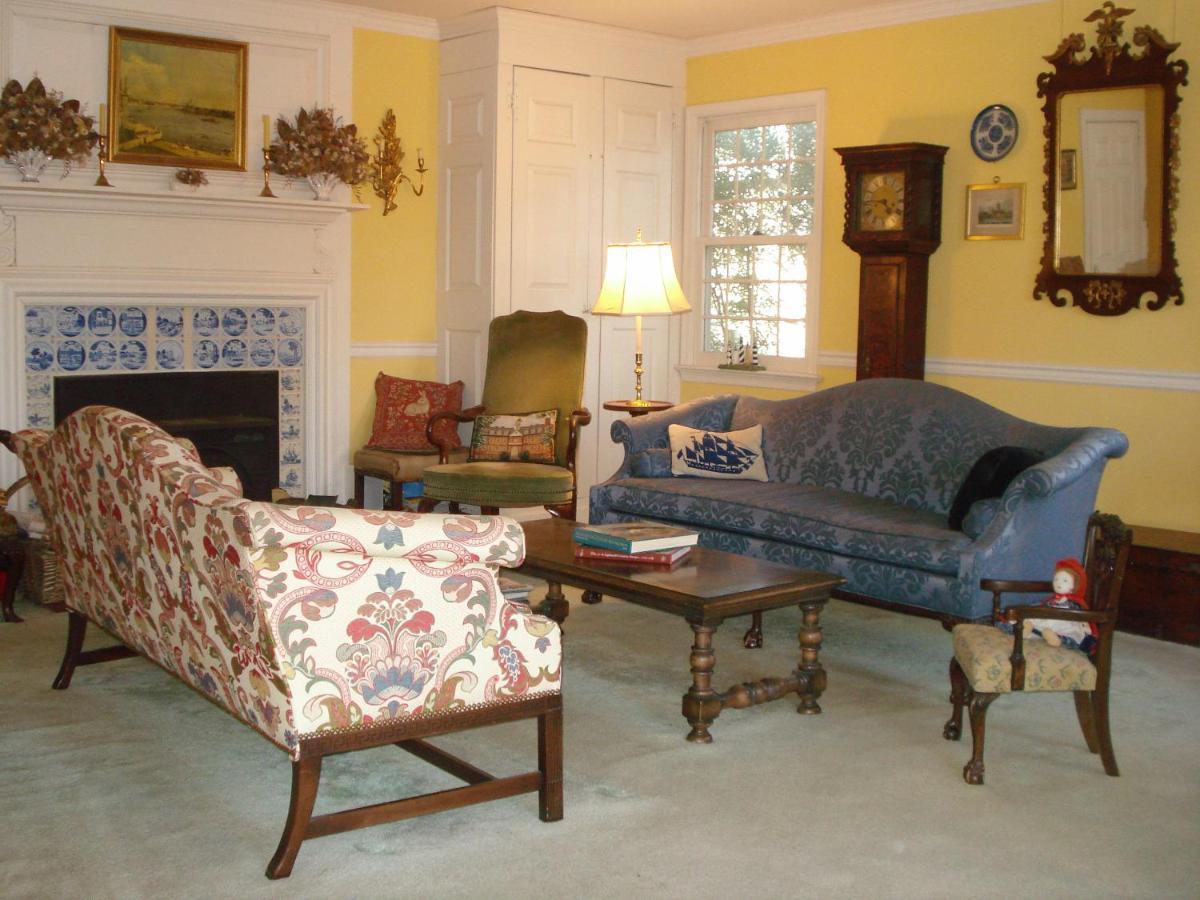 Newport House Bed & Breakfast Williamsburg Bagian luar foto
